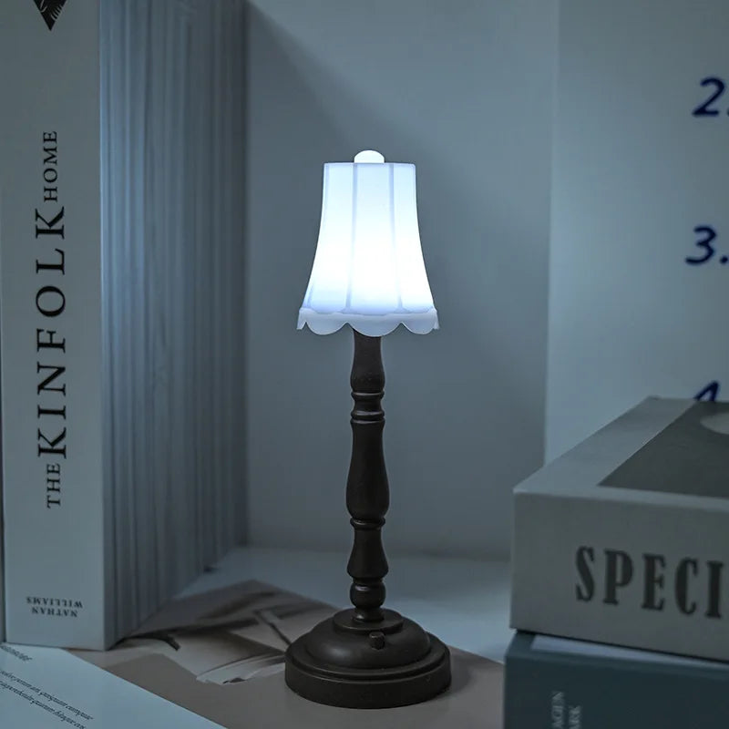 Vintage LED Night Light - European Style Table Lamp for Dorm Bedroom Bedside Creative Ambient Decorative Figurine Gift