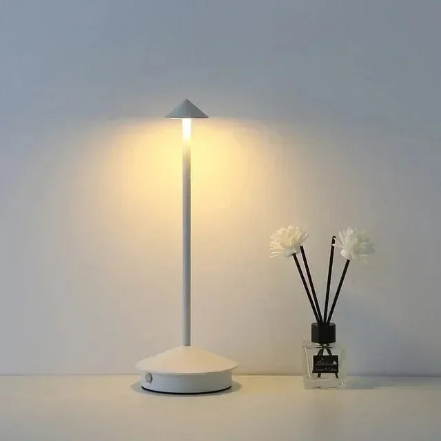 Retro LED Table Lamp 3colors Touch Dimmable Desk Lamp Home Restaurant Coffee Shop Nordic Modern Simple Mushroom Style Room Decor