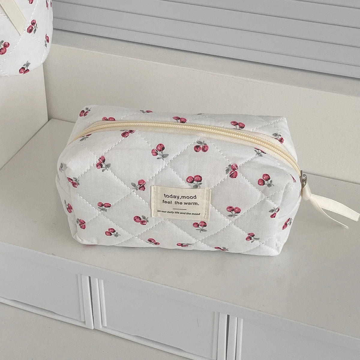Casual Women's Cosmetic Bags Travel Portable Ladies Toiletry Storage Bag Large Capacity Sweet Female Pencil Case Clutch Handbags