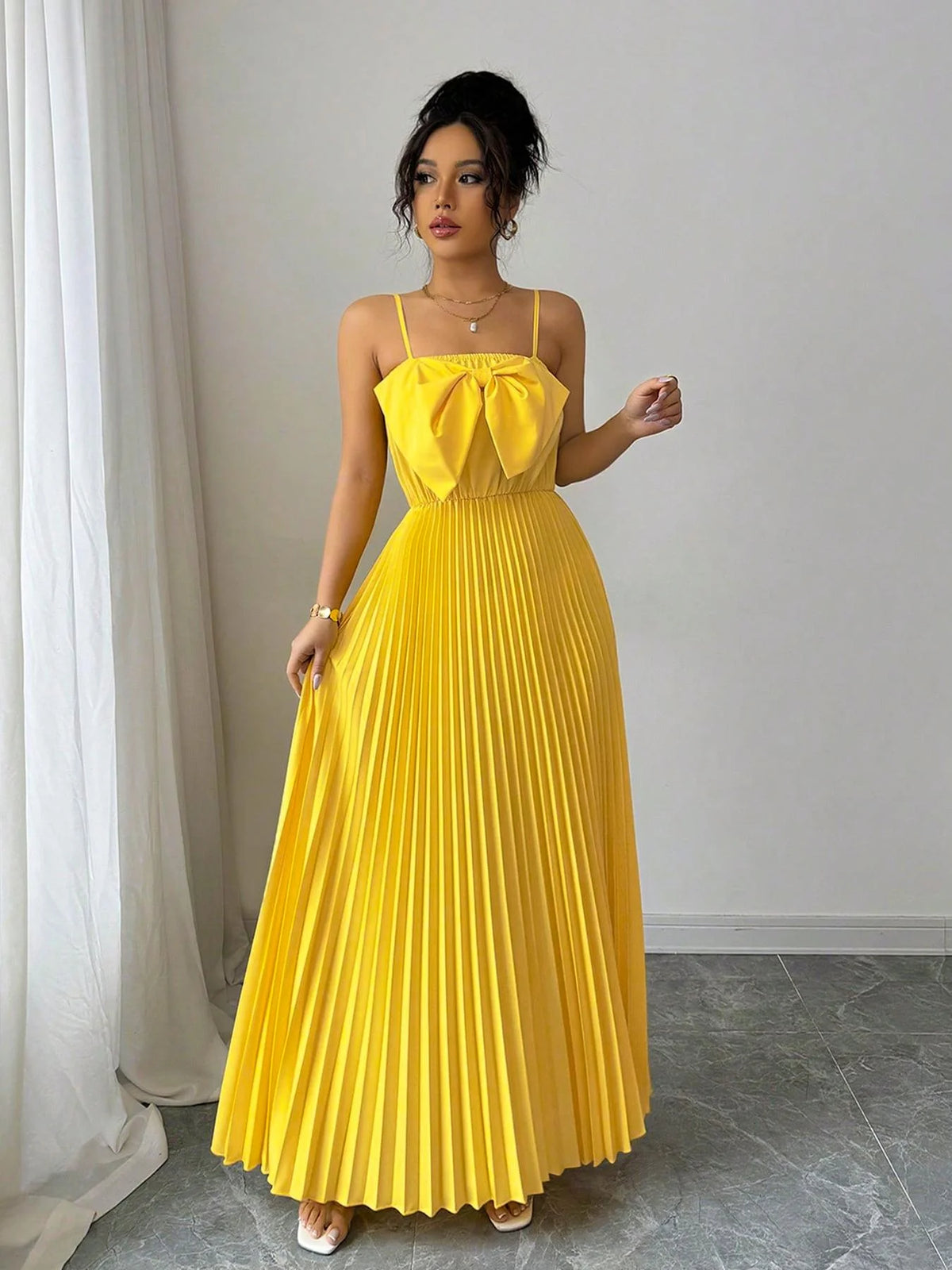 Casual Women's Knit Dress, Moderate Fabric Thickness for Summer, Fitted Style for Comfortable Wear