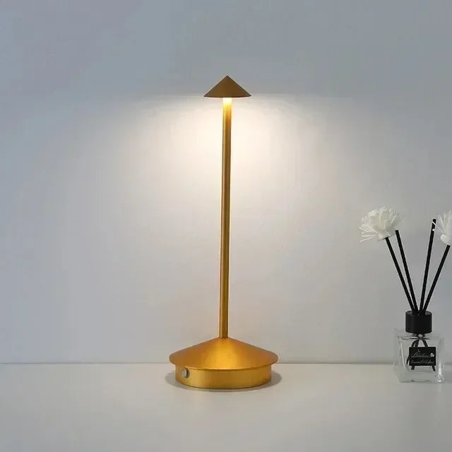 Retro LED Table Lamp 3colors Touch Dimmable Desk Lamp Home Restaurant Coffee Shop Nordic Modern Simple Mushroom Style Room Decor